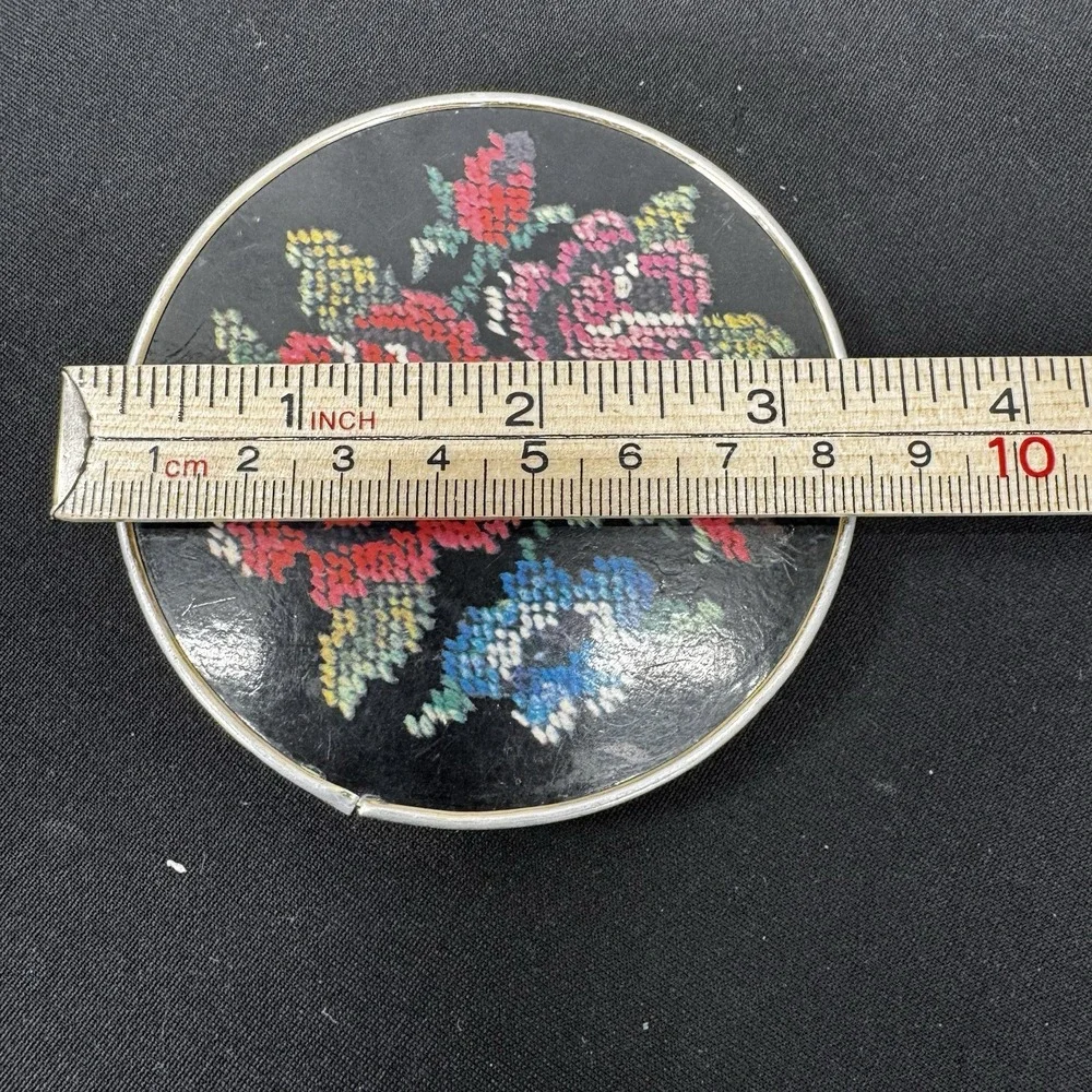 Vintage Ladies Fold Out Mirror Compact‎ with Stand Floral Pattern 251628